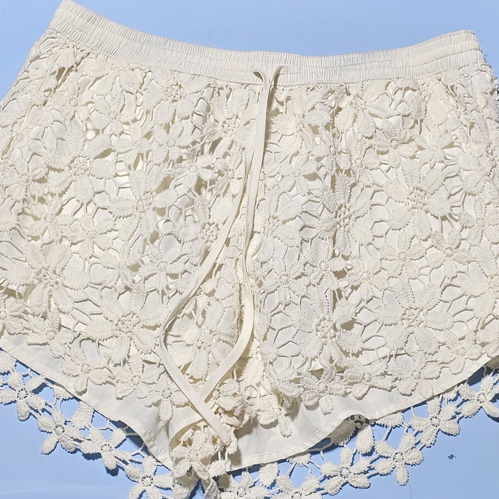 A&F floral Shorts